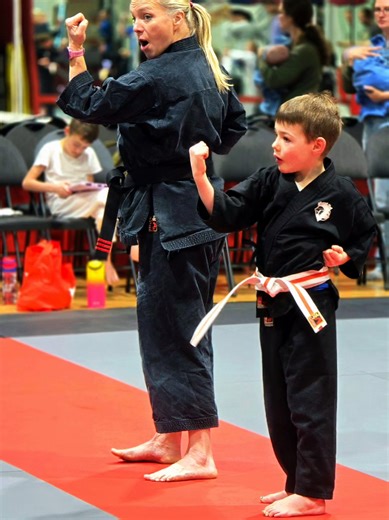 Tiny humans. Big milestones. This is Lil’ Dragons, our parent and tot class, where confidence starts early and parents are part of the journey. We roll, balance, crawl, laugh, and learn together. No screens. No pressure. Just movement, connection, and skills that actually stick. It might look like play, and that’s the point. This is how focus, coordination, and confidence begin. Stronger together. One class at a time. 🐺🥋 #UxbridgeOntario #ParentAndTot #ToddlerActivities #MartialArtsForKids #Ca