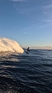 Mala’e McElheny tow foiling the new Havoc collection wings while on the south shore of Oahu. Shop the Havoc Collection here: https://liftfoils.com/wings #LiftFoils #Towfoil Mala’e McElheny: @malae.mcelheny Discover more at: www.liftfoils.com | Lift Foils