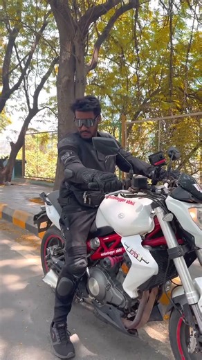 Benelli 300i BesBenelli 300i Best exhaust sound 🥵🔥❤️‍🩹💀🤯