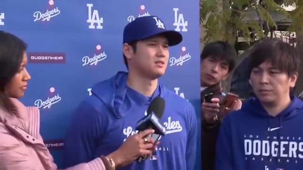 💬#ShoheiOhtani gave his first interview at Camelback Ranch as a member of the Dodgers, surrounded by more than 50 reporters "I'm on a brand new team, so I'm going to act like a rookie," Ohtani said through an interpreter. "Try to get along with all the guys and teammates." | CGTN Sports Scene