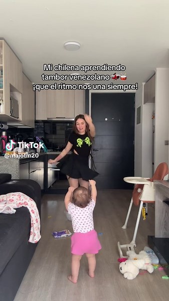 Chilean Learns Venezuelan Drum Beats for Cultural Unity