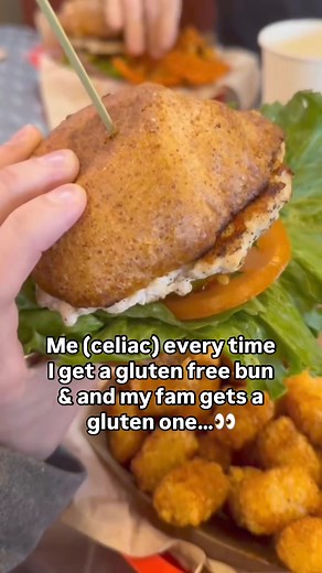 Who else compares their gluten free bun with others’ gluten buns? 😅😂🙋‍♀️ MORE THINGS ONLY GLUTEN FREE EATERS NOTICE 👇❌ Crumbs on counters or restaurant / public tables ❌ Any gluten free sign when I’m driving or walking around town 👀❌ How close the nearest bathroom is, especially when trying a new restaurant❌ The tiny “$4 upcharge” indicator on menus for gluten free 🙄🤦‍♀️❌ Crumbs in peanut butter or butter❌ If someone touches gluten & then moves to touch our gluten free foodWhat else would