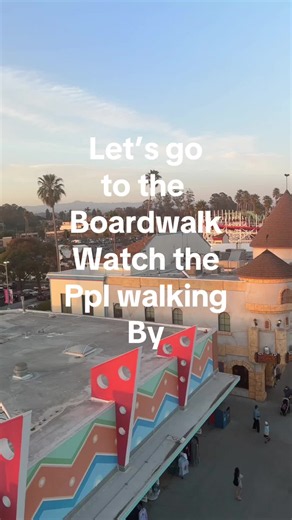 Explore the Santa Cruz Boardwalk Experience