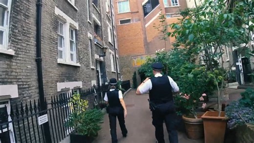 5.3K views | Join our Area West Emergency Response Policing Teams as they attend a wide variety of calls to help keep London safe. | Street Crime UK | Facebook