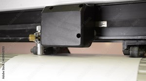 Cutting plotter, smart technique in the production process, cut vinyl, turn the knife