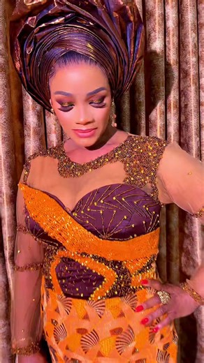 mamillo_makeover (@mamillomakeover)’s videos with original sound - T R E N D Y L Y R I X