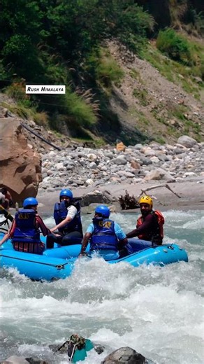 River Rafting in Kullu Manali 🌊 | Raw Beas River Rapids | Rush Himalaya