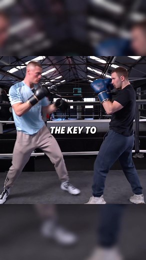 Here are 3 combos to help you hit and not get hit a whole lot easier 🥊 | Oracle Boxing