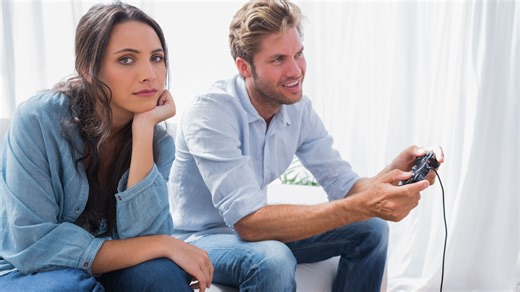 9 habits that can strain relationships