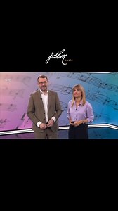 ASÍ NACE UNA CANCIÓN. Javier de la Morena cuenta para RTVE, de la mano del periodista Raúl Portero, cómo es el proceso creativo de una canción. Escuchamos "A DEAL" perteneciente a la B.S.O. de "PRINT THE LEGEND" del director Victor Matellano, interpretada por el enorme Jeff Espinoza, que puedes escuchar entera en el disco "CANCIONES DE CINE". JDLMmusic es un estudio de composición y grabación de música y canciones para cine, televisión, publicidad y cualquier evento audiovisual. Contamos con cin
