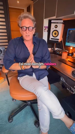 Plongez dans l’univers culinaire et musical🎵 d’un chef parisien incroyable! De délicieuses gambas flambées et pasta à la truffe! 🍕pendant un set electro dans ses cuisines 🔥 #ChefPassionné #CuisineFestive #djlife | Lo Benz