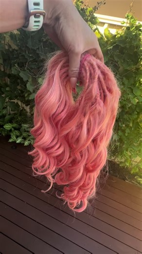 Dreadlocks Waves: The Ideal Summer Hairstyle