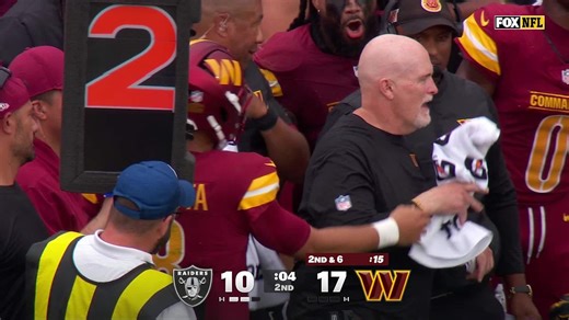 Marcus Mariota wipes out Dan Quinn with scramble to sideline