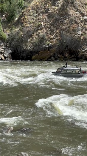 1.8M views · 8.9K reactions | I want one!!! Anyone else? . . . . Via @cody_monroe #boat #boating #boats #fishing #mx #motorsports #motorcross #utv #sidexside #sidebyside #trucks #country #funnyvideo #videooftheday #video | SLEDtv - Snowmobile Television & Videos | Facebook