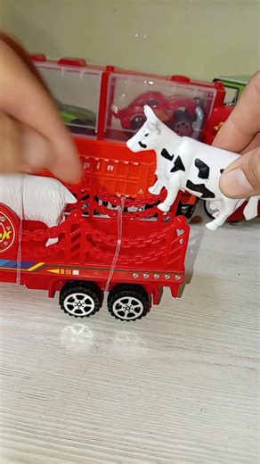 Loading Cows on Trailer Toy Truck 🚛🐄 ASMR #shorts