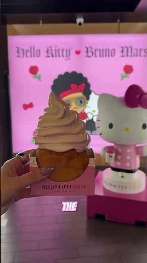 Hello Kity Cafe in Las Vegas!! How freaking cute is this cafe?! I was a big fan of the ice cream but
