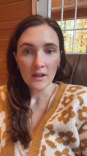 Part 2: All in One Teacher Toolkit This tool allows you to customize a grading scale and create comments to match. Create your comments (you can even use ones you already have, or I can show you how to create comments with AI in seconds) and then select the grade or level the students achieved and the tool will auto populate the students name and pronouns. You can do this for all of your subjects and for each reporting term. You can also add a customizable ELL and IEP comment. The best part it’s