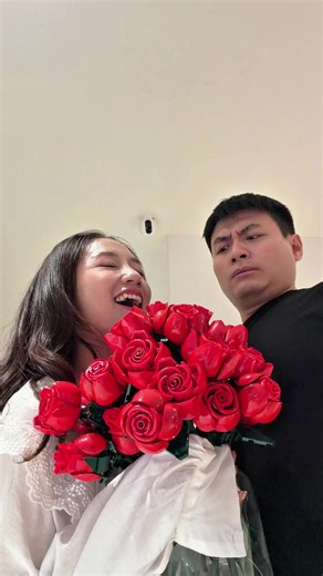 Hướng dẫn lắp hoa Lego cho gia đình hạt nhài