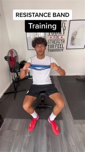 Effective Resistance Band Exercises for Footballers
