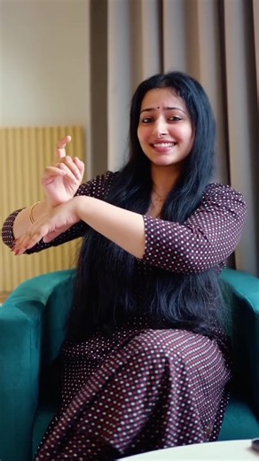 Anu Sithara choreography 💕👌🏼😍 | Ponveyiloothi | Chackochan song