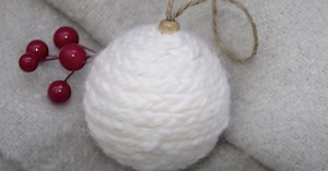 Very Easy Knitted Look Christmas Ornament Tutorial