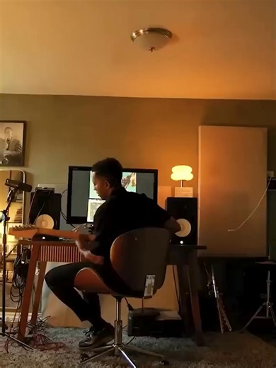 4.6K views · 39 reactions | Grammy-winning jazz innovator Braxton Cook is coming to the MIM Music Theater on September 5!  With a blend of jazz, soul, and alt-R&B, Cook’s unique sound has earned him collaborations with Grammy-winning artists including Rihanna, Solange, and Jon Batiste and has made him one of the most exciting voices of his generation. | Musical Instrument Museum - MIM | Facebook