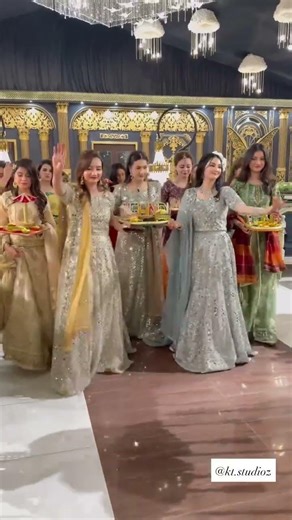 beautiful mehndi entry 💛 #entertainment #wedding #bridemaid