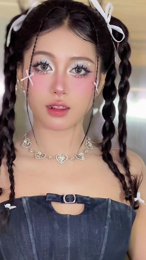 1 gợi ý makeup cực nổi bật cho các tình iu đi concert Anh Trai Say Hi nào 👏🏻👏🏻👏🏻 Lịch make đã đặt cho team quá trời rùi 🥰 #anhtraisayhi #anhtraisayhiconcert2024 #anhtraisayhi✌🏻 #anhtraisayhi✌️#makeupbienhinh #viral #makeuptrend #xuhuong #makeupconcert #styledouyin #makeuphanoi #anhtraisayhiconcert