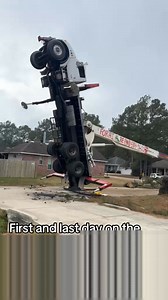 775K views · 3.6K reactions | First and last day on job #excavator #operatorexcavator #excavatrice #technology #cranes #reelsfb | Excavator Machines | Facebook