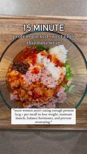 I’m Obsessed with This Recipe! Easy to Prep and Perfect for On-the-Go Thai tuna wrap Ingredients: - Carrots: 1/2 cup (finely chopped) - Jasmine Rice: 1 cup (cooked) - Celery: 2 stalks (raw, finely chopped) - Fresh Cilantro: 2 tbsp (finely chopped) - Scallions: 1/4 cup (raw, finely chopped) - Tuna: 4 cans or 600 grams (canned or fresh) - Sweet Chili Sauce: 6 oz - Hoisin Sauce: 1 tbsp (Note: Hoisin sauce is strong, so adjust to taste, but no more than 1 tbsp is recommended) - Tortillas: 6 Instruct