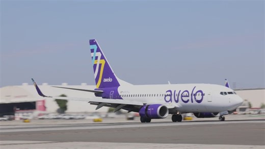 Small airline with service in Maine under fire for entering contract with ICE