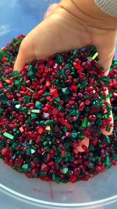 Forever obsessed with running my hands through chunky sparkly buckets of beads! ❤️🥰💚 SALE ENDS TOMORROW! 20%-40% OFF Storewide! 20% OFF Festive Holiday Beads & Kits! ⭐️ 🎄 Merry and bright bead combos in size 11/0, 8/0 and 6/0! Celebrate with a sparkly size 11/0 mix perfect for fringe earrings and dainty jewelry, chunky mixes full of unique shapes and sizes to inspire your next great, one of a kind design! Make your own festive holiday earrings with one of our fun and beginner friendly DIY kit