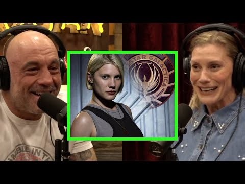 Katee Sackhoff Recalls How ‘Battlestar Galactica’ Fans Booed Her at Comic-Con: ‘The Hate That I Was Getting!’ | Video