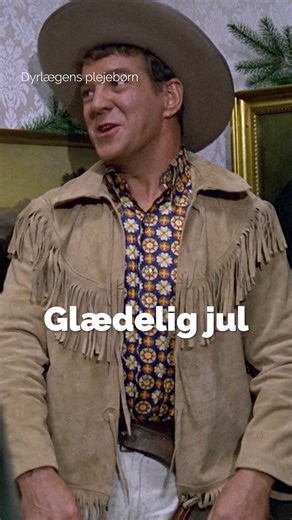 Glædelig jul! 🎅 Mens juleforberedelserne er i gang, kan du forkæle dig selv med dagens første julegave på Nordisk Film - nemlig en masse hyggelige (jule)film 🎄💙 | Nordisk Film