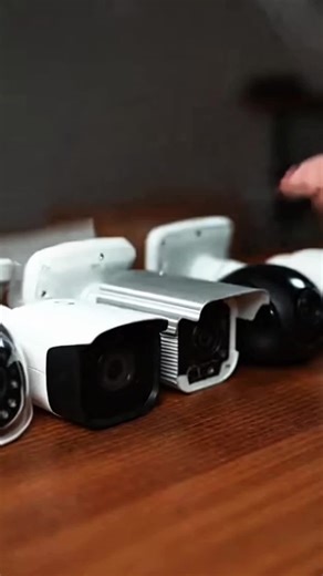 Exploring the Dual-Lens Waterproof Zoom Camera