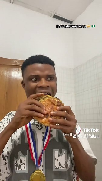 Instant sandwich 🥪 😋 #tiktokfood #akatacomedy