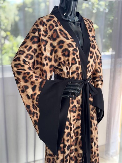 Silk Leopard Kimono Robe | Long Satin Dressing Gown | Floor-length Bridesmaid Gift - Etsy