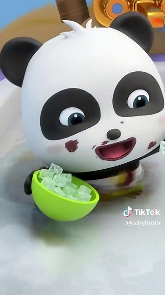 Bebê Panda Toma Banho no BabyBus