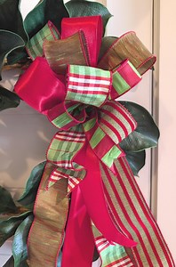 Red and Green Christmas Bow, Wreath Bow, Tree Topper, Holiday Decorations - Etsy Canada