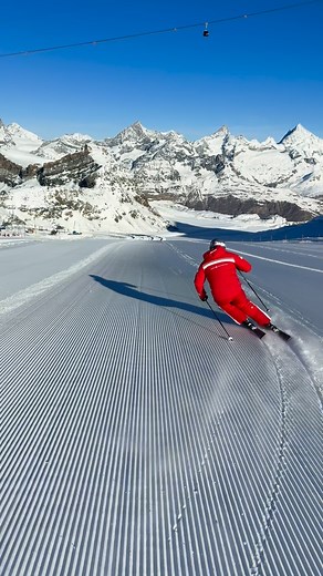 210K views · 4.7K reactions | Footwork in motion. #skiing #passion #performance #new #winter #carving #slow #edging #slow #basic #coaching @zermatt.matterhorn @swisssnowdemoteam @swisssnowsports | Kili Weibel | Facebook