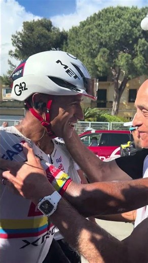 Not once. Not twice. THREE TIMES ❤️‍🔥 #GirodItalia