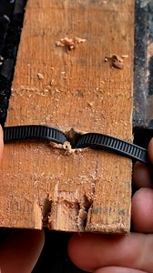 1.3K views | The carpenter’s genius trick to lock a hammer #carpentry #tools #smarttrick #USA | Creative Tips | Facebook