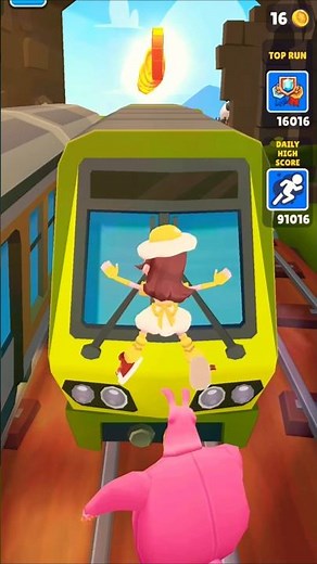 2 Red Bunny vs Yellow bunny betty gameplay #subwaysurfers #shortsfeed #games