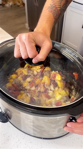 Easy cowboy casserole I make a slow cooked cowboy casserole | Brian L