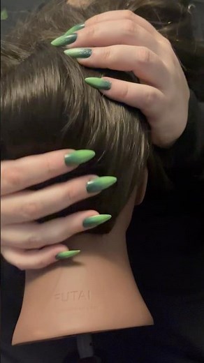 ASMR Tingly Head & Neck Scratching ✨💚