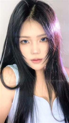 Cotton-Padded Jacket vs. Spring Vibes: My Warm Transition to Spring