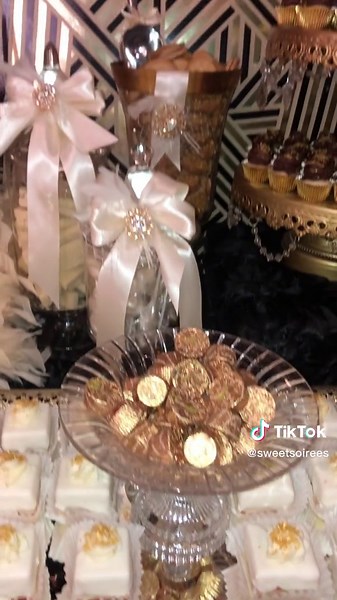 Roaring 20s Gatsby Party Dessert Ideas