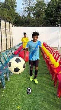 Football or gym ball ! Who will reach 40 points first ?