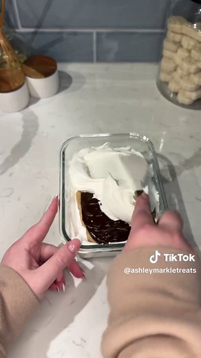 Klondike Sandwich Ice Cream Cake — Easy 2-Min No-Bake Dessert