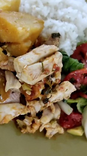 Receta de Cazón Guisado con Papas